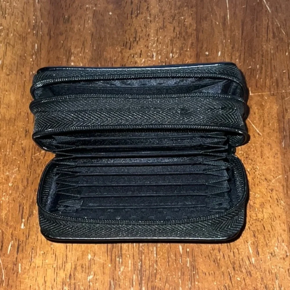 Buxton credit card wallet